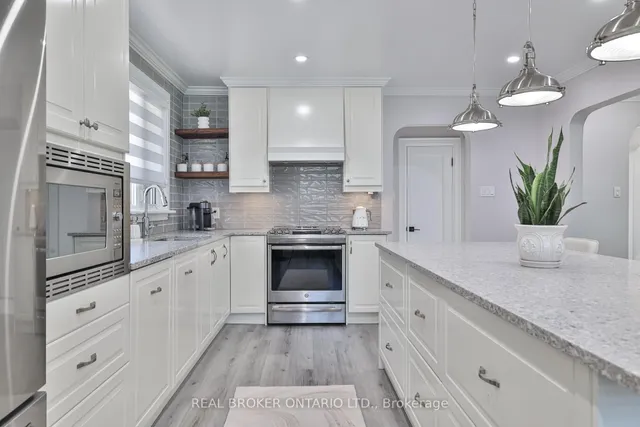 Additional image 7 of 76 Randall Ave