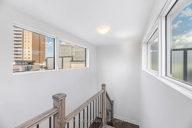 Additional image 36 of 27 Pony Farm Dr