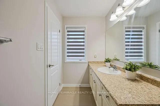 Additional image 39 of 43 Ariel Rd