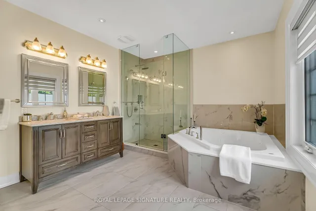 Additional image 23 of 27 Caronport Cres