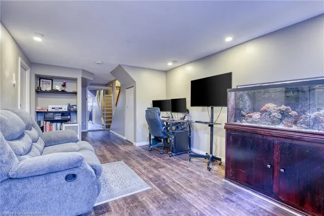 Additional image 20 of 1440 Garth St Unit 55