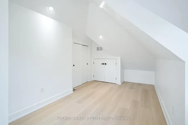 Additional image 12 of 42 Ray St