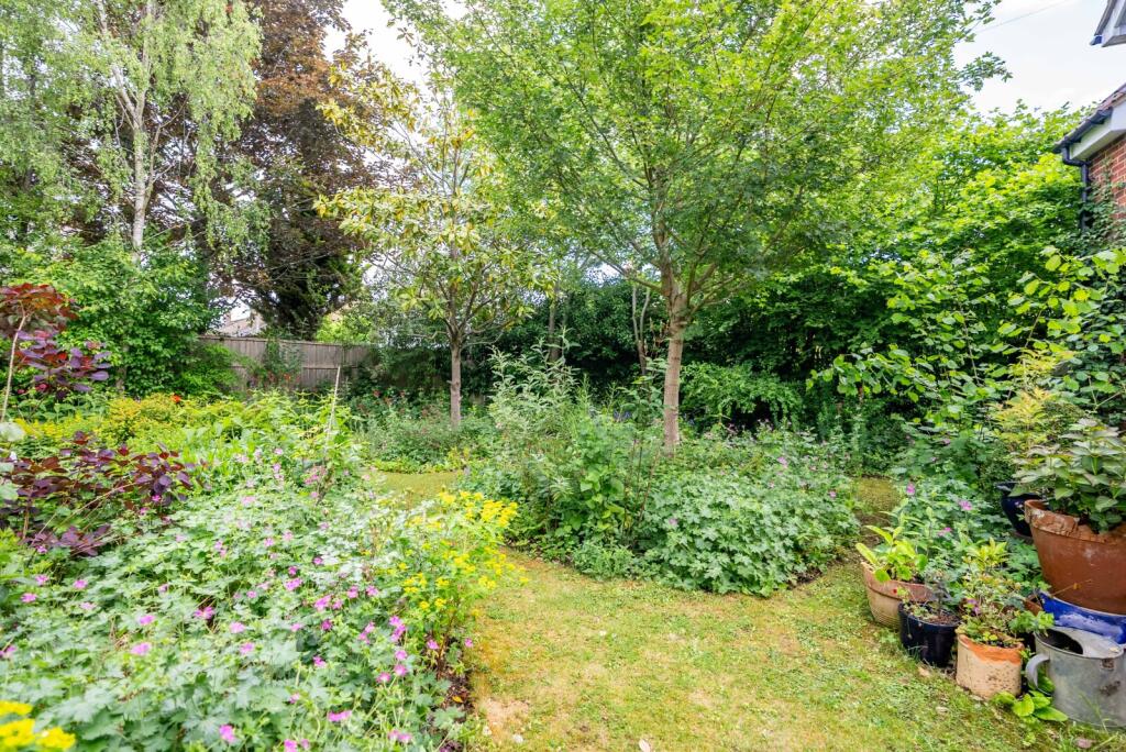 Additional image 19 of The Hill, Wheathampstead, St. Albans, Hertfordshire, AL4