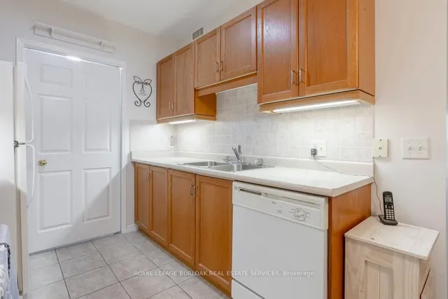 Additional image 20 of 2075 Amherst Heights Dr Unit 212