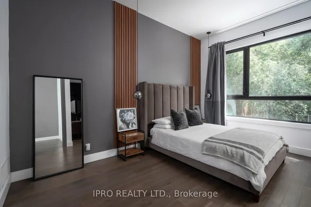 Additional image 26 of 127 Barker Ave