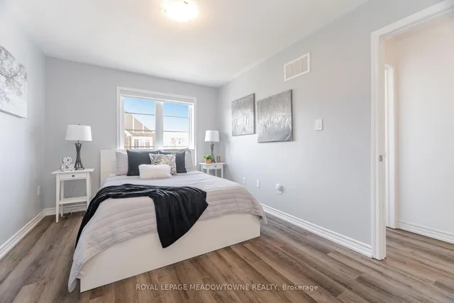 Additional image 38 of 898 Cactus Pt