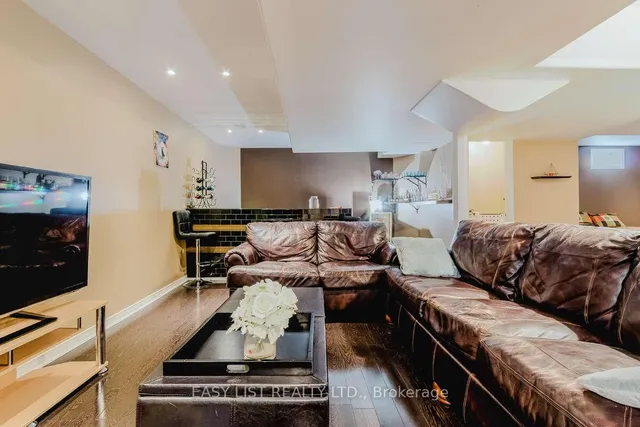 Additional image 49 of 48 Ryecroft Cres