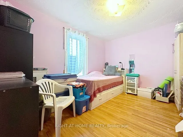 Additional image 15 of 132 Bellwoods Ave