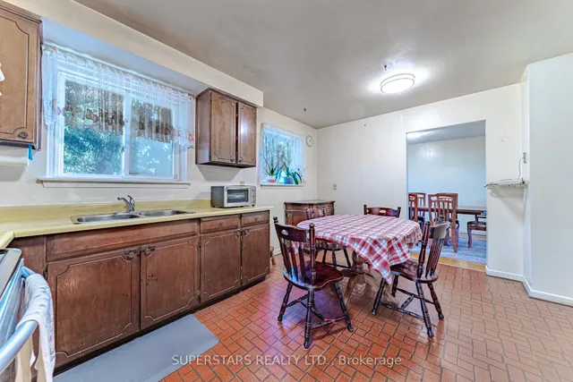 Additional image 11 of 19 Knockbolt Cres