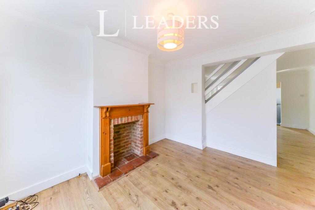 Additional image 9 of Folly Avenue