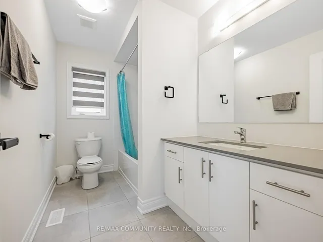 Additional image 7 of 77 Claremont Dr