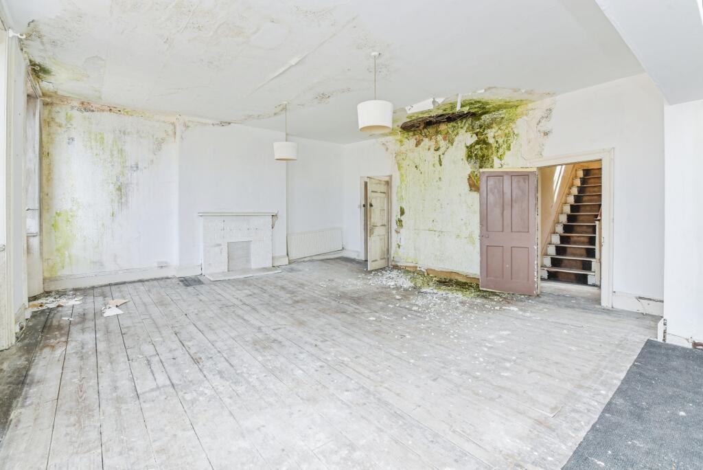 Additional image 25 of 3 Weymouth Street, Warminster, Wiltshire BA12 9NP