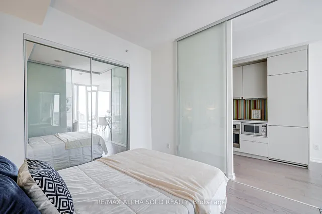 Additional image 31 of 101 Peter St Unit 3710