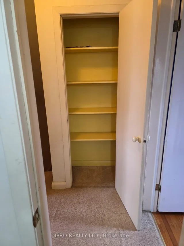 Additional image 11 of 215 Elmwood Cres