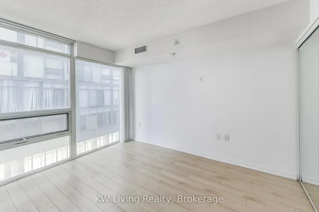 Additional image 13 of 36 Lisgar St Unit 1601