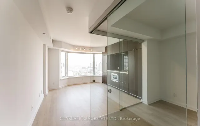 Additional image 8 of 155 Yorkville Ave Unit 2120