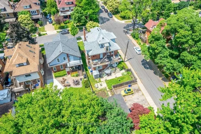 Additional image 49 of 75 MELROSE Ave