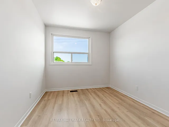 Additional image 21 of 31 Woodenhill Crt