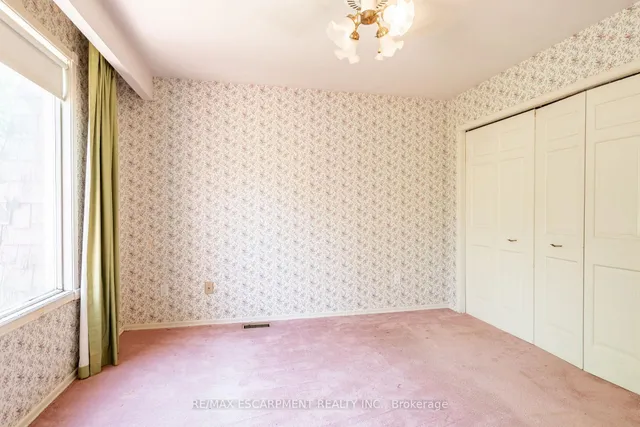 Additional image 27 of 6746 Appleby Line