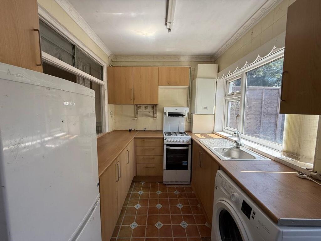 Additional image 3 of 54 Birch Crescent, Oldbury, B69 1UE