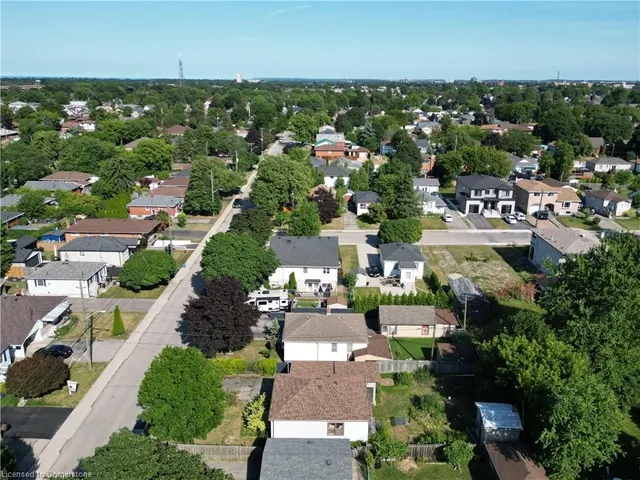 Additional image 39 of 109 Warren Ave