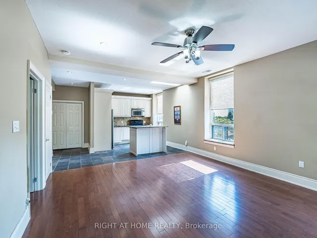 Additional image 14 of 283 King St Unit 302