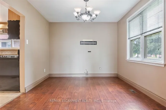 Additional image 10 of 1 Dunbarton Cres