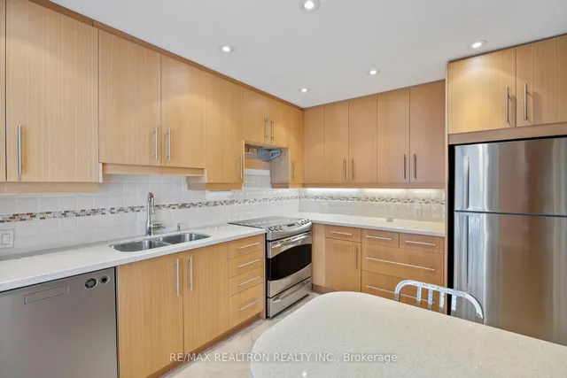 Additional image 5 of 1364 Avenue Rd