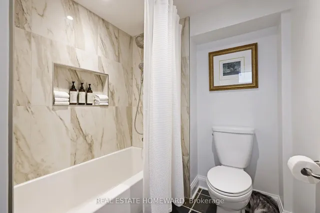 Additional image 12 of 49 Greenfield Dr