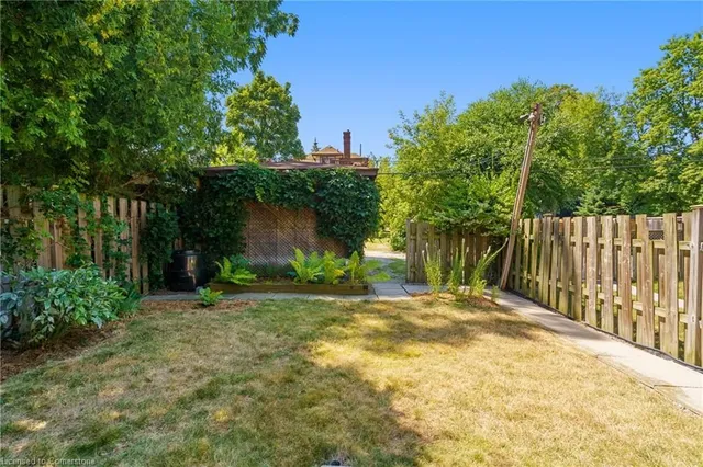 Additional image 42 of 161 Homewood Ave