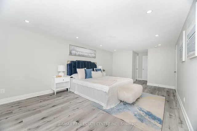 Additional image 31 of 76 Moffatt Ave