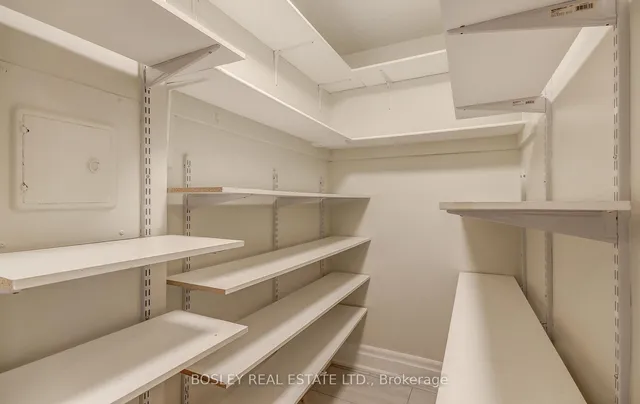 Additional image 35 of 62 Wellesley St Unit 702