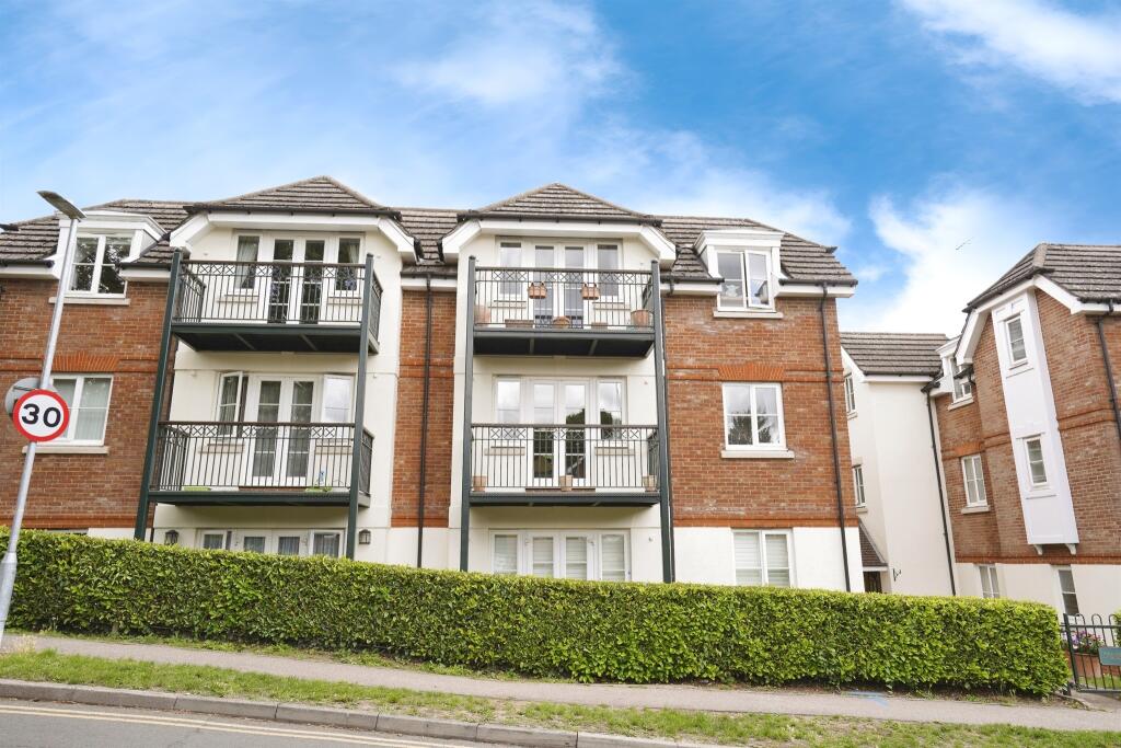 Additional image 17 of Canonsfield Road, Welwyn