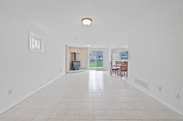 Additional image 29 of 28 Clubhouse Crt