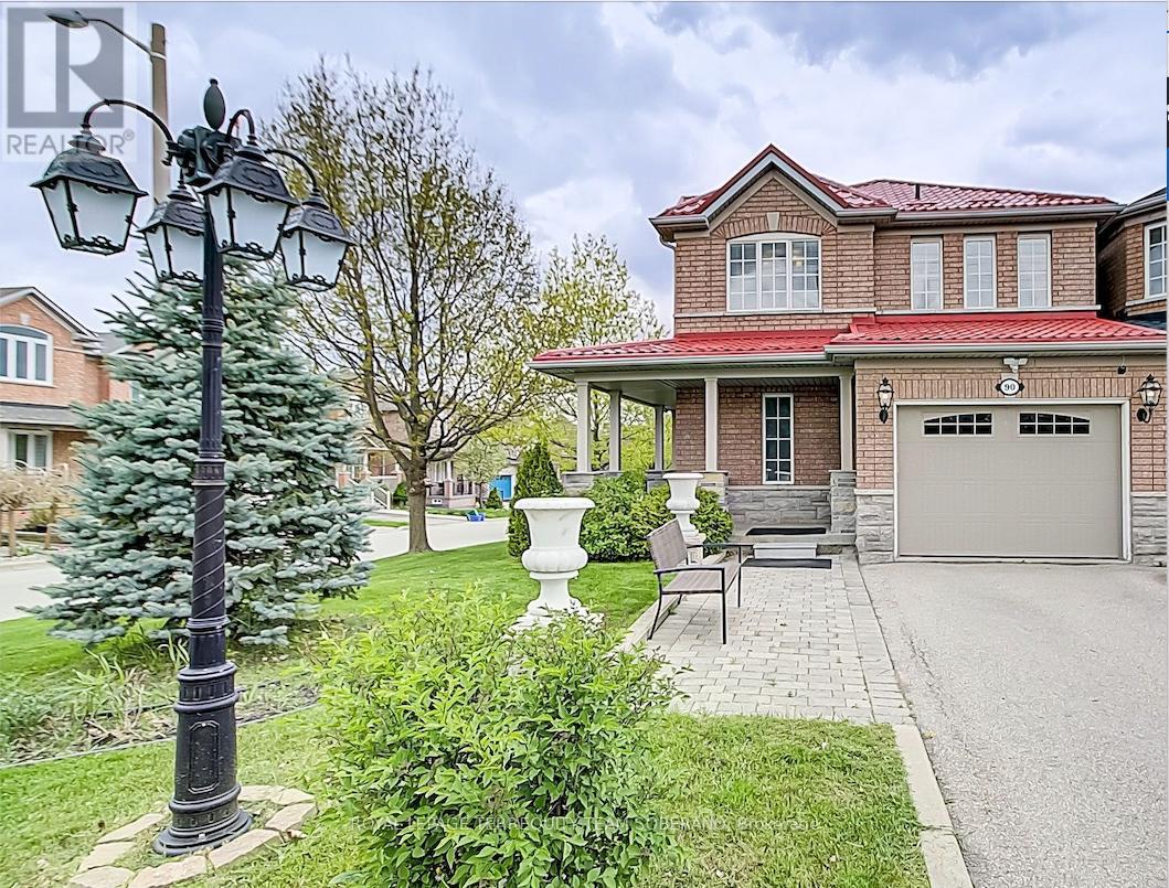 90 VANGUARD ROAD|Vaughan (Patterson), Ontario L4K5G7