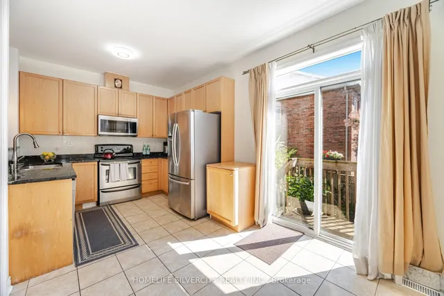 Additional image 10 of 31 Rocky Point Cres