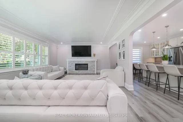 Additional image 41 of 76 Randall Ave