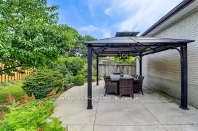 Additional image 23 of 44 Oxenden Cres