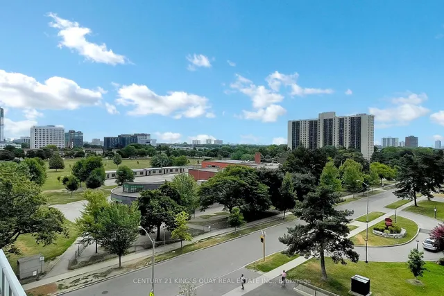 Additional image 4 of 32 Forest Manor Rd Unit 515