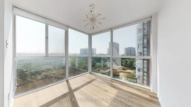 Additional image 8 of 7 Concorde Pl Unit 904