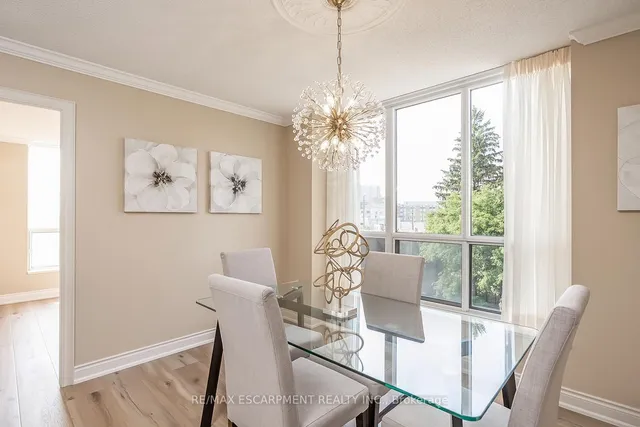 Additional image 11 of 442 Maple Ave Unit 408