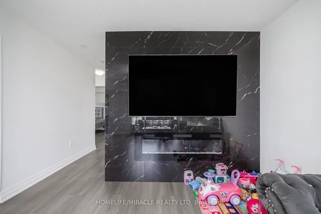 Additional image 17 of 3077 Weston Rd Unit 1204