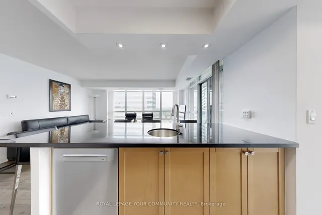 Additional image 23 of 31 Bales Ave Unit 1805