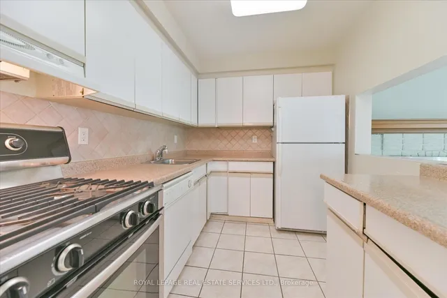 Additional image 11 of 1395 Royal York Rd Unit 33