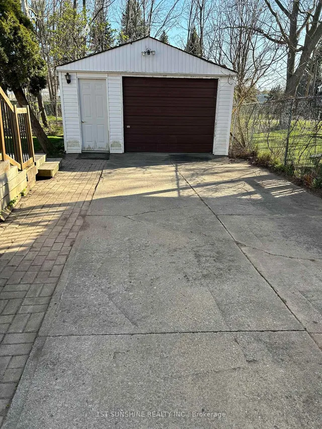 Additional image 20 of 95 Glenmount Ave