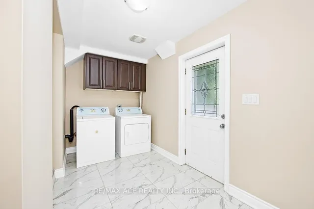 Additional image 12 of 205 Emerson St