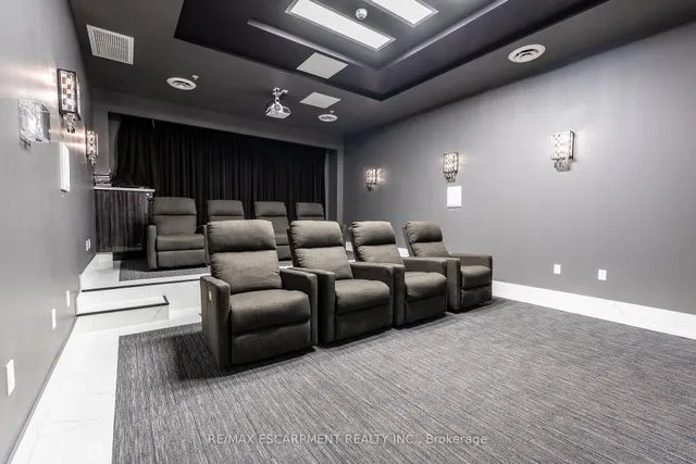 Additional image 28 of 118 King St Unit 921