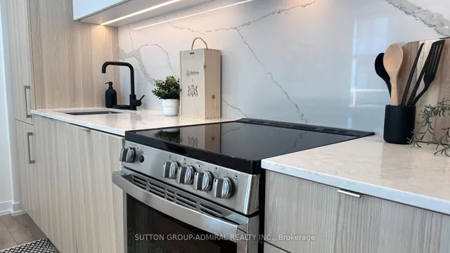 Additional image 8 of 500 Dupont St