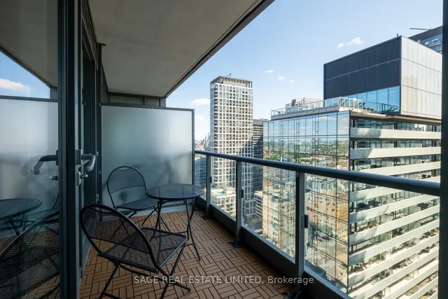 Additional image 23 of 8 Charlotte St Unit 3104