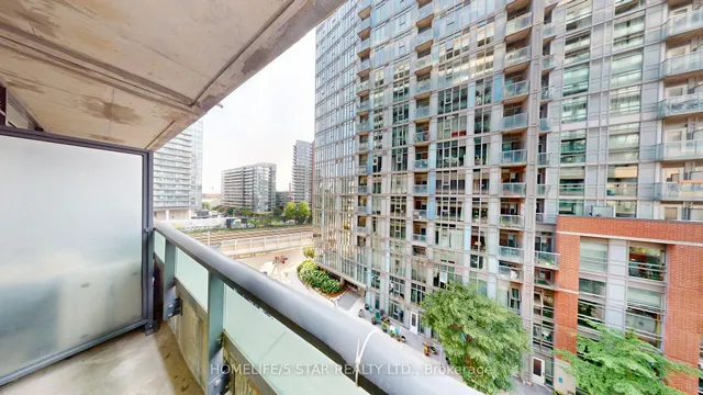 Additional image 12 of 36 LISGAR St Unit 726W
